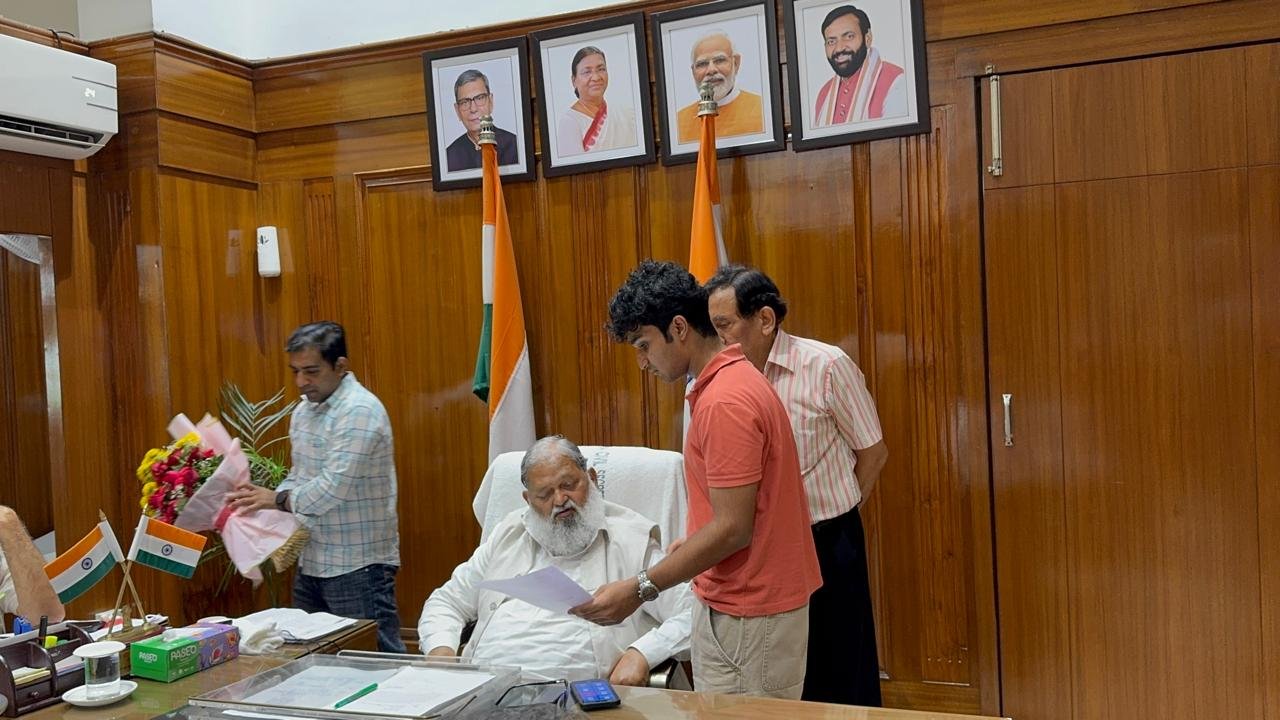 In discussion with Anil Vij and officials about digital accessibility for online banking